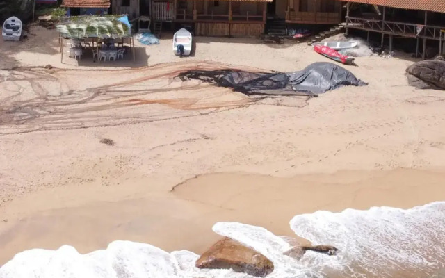 CHALé NA PRAIA DA PONTA NEGRA PARATY 4 PESSOAS