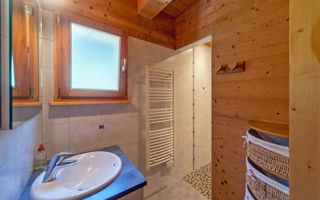 Supreme Chalet in in Chatel French Alps near Ski Area