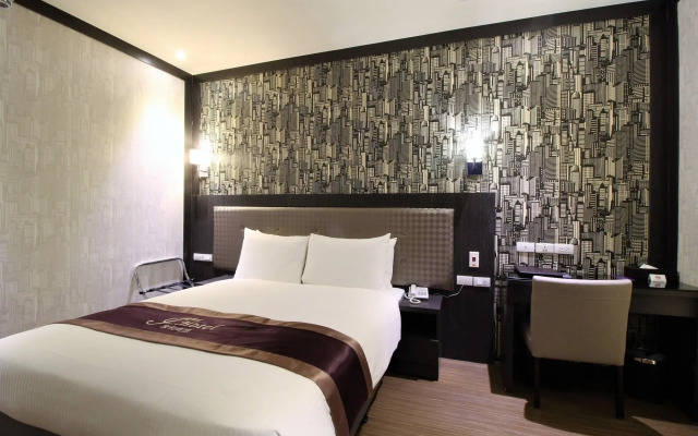 J Hotel