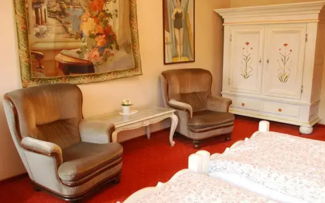 Mleczarnia Hotel Restauracja