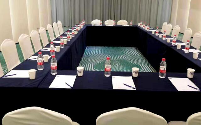 Holiday Inn Express Linyi West by IHG
