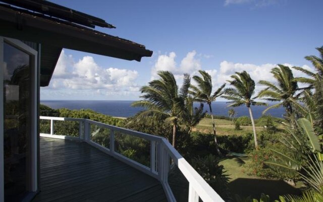 Huelo Point Lookout