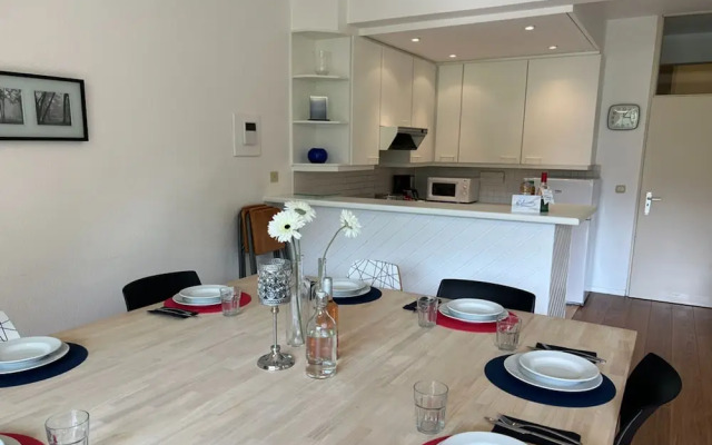 Westhinder 200m From Sea