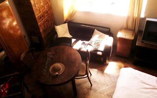 Silver Wolf Apartments