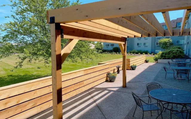 Country Inn & Suites by Radisson, Delta Park North Portland