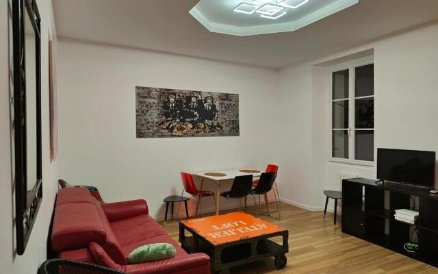 Les Lofts De Provins: Apt 4