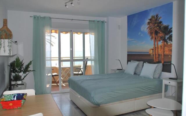 Studio 1 - Sea front