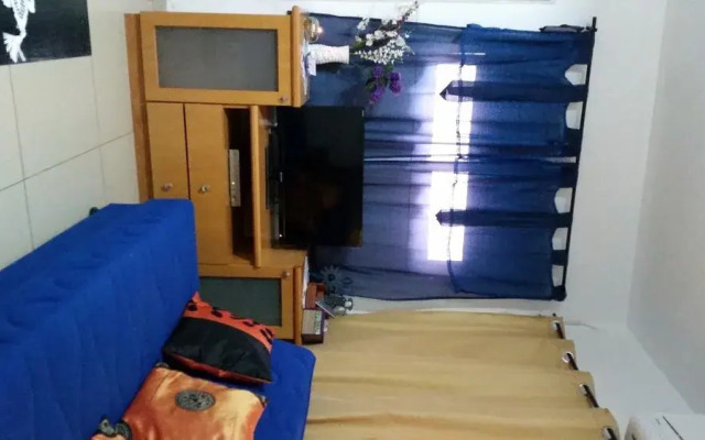 Zimmer Dora Dead Sea