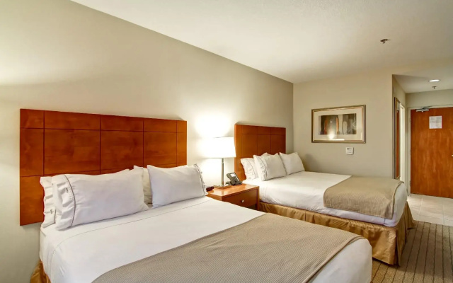 Spark by Hilton Guelph