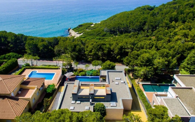 Villa Prestigia With Private Pool And Sea View