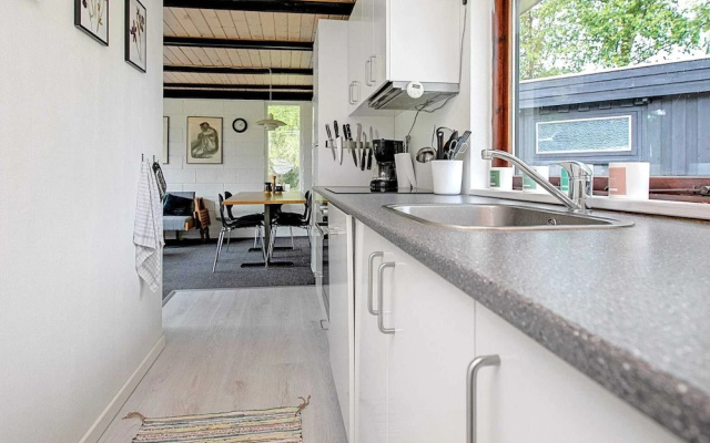 6 Person Holiday Home in Vaeggerlose