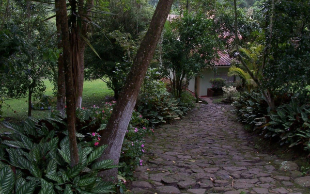 Hotel California Pacho