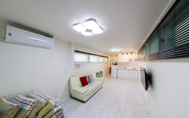 Gyeongju Real Steel Pension B