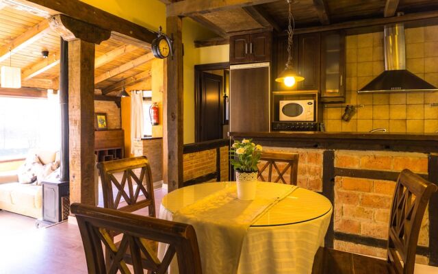 El Manantial Del Fresno