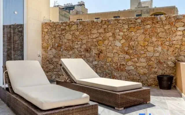 Hygge - 4 bedrooms (sleeps 8+2 kids) Xaghra village
