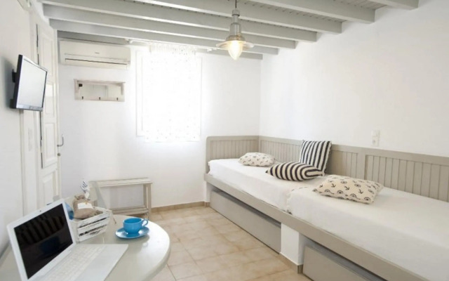 Gryparis Club Apartments