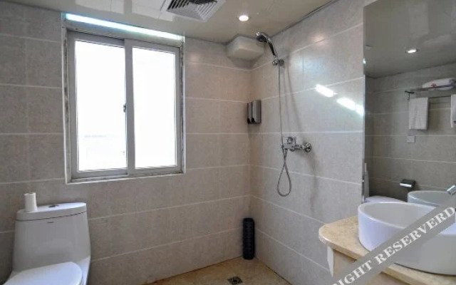 Wutongshu Business Hotel