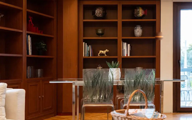 Acropolis Prestige Residence