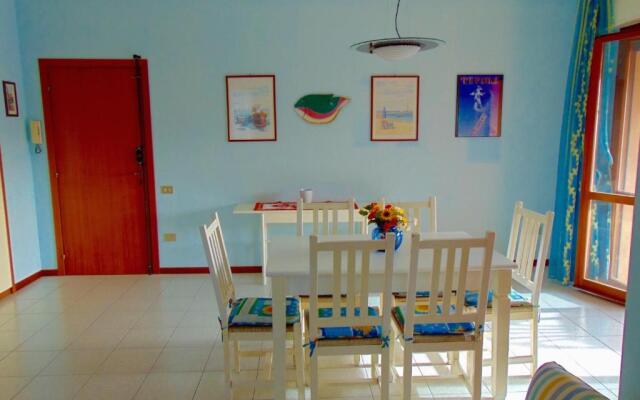 S220 - Sirolo, Trilocale in Centro Con Terrazzo