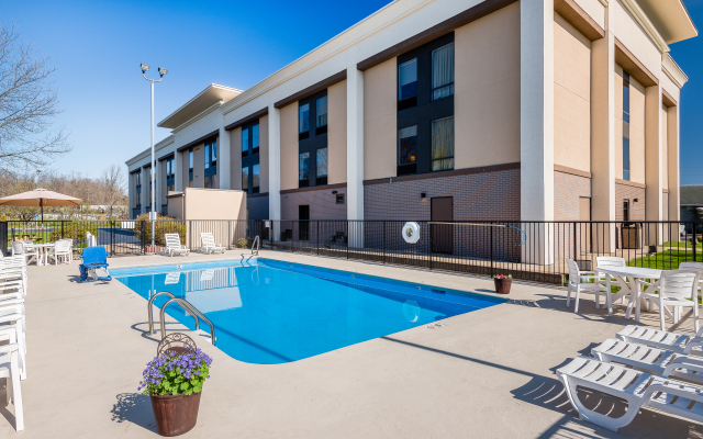 Hampton Inn Parkersburg-Mineral Wells