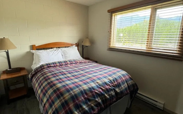 Saddle Mountain Lodge