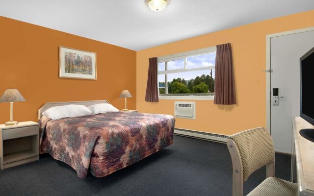 Travelodge by Wyndham Quesnel