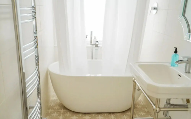 Dane Road - Stylish four bedroom home near Margate Old Town