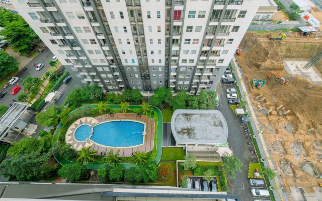 1BR Apartment with Study Room at Silkwood Residences