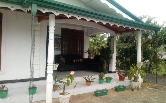 Yoho Jai Bangalow