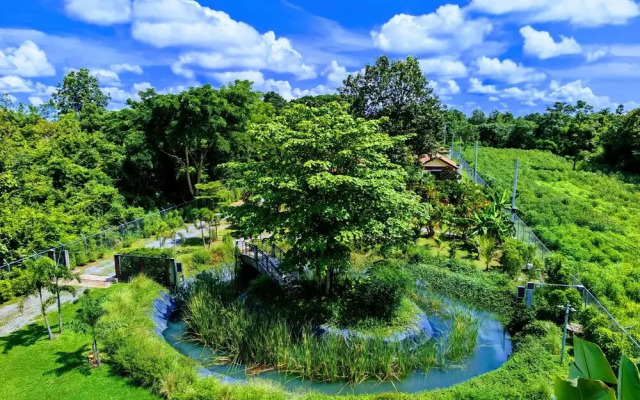 Isan Golf & Adventure Hotel