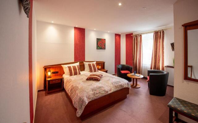 Das kleine Landhotel (im Fichtelgebirge)