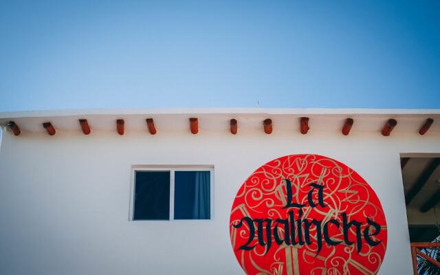 Malinche Hostel and Apartments