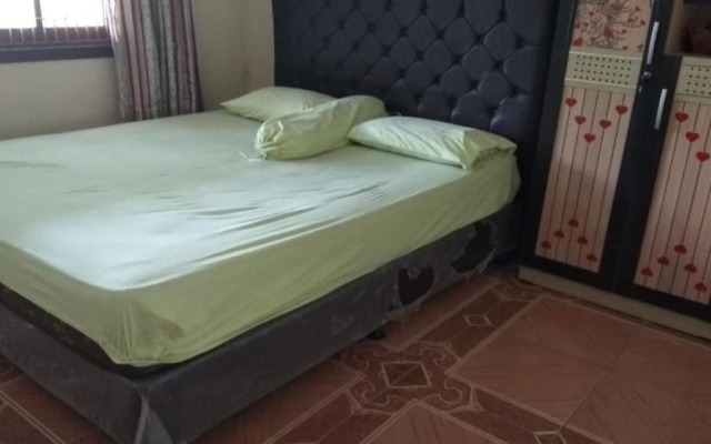 Kondominium Lippo Carita Selatan – Guest Rooms – Carita