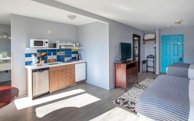Inn At Seaside
