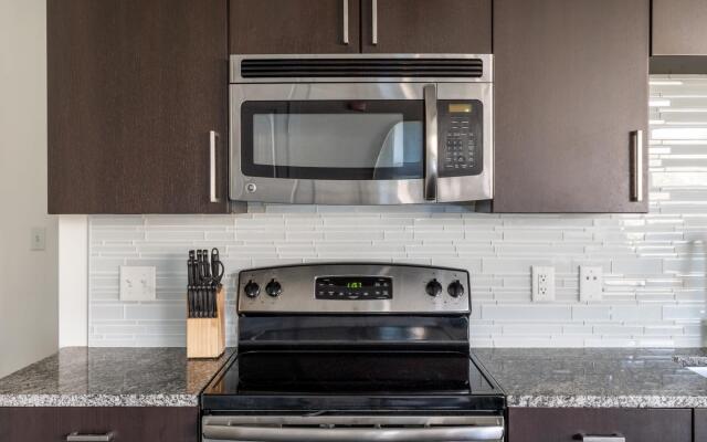 Alexandria Alluring 2BD 2BA Apartment