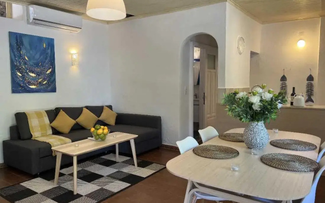 Levrecchio Beach Cottage