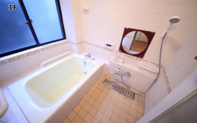 Residential Hotel Shinjuku Big House