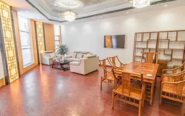 Lindu Hotel