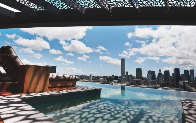 Botanica Residences