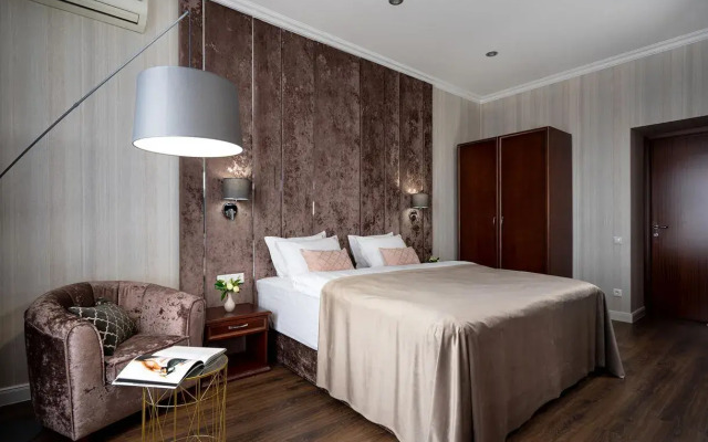 Greguar Hotel & Apartments