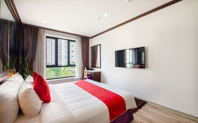 OYO 348 Suji Hotel