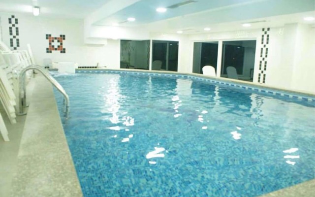 Savanna Empire Hotel and Resort Spa