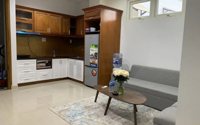 City House Apartment - Sunshine Residence