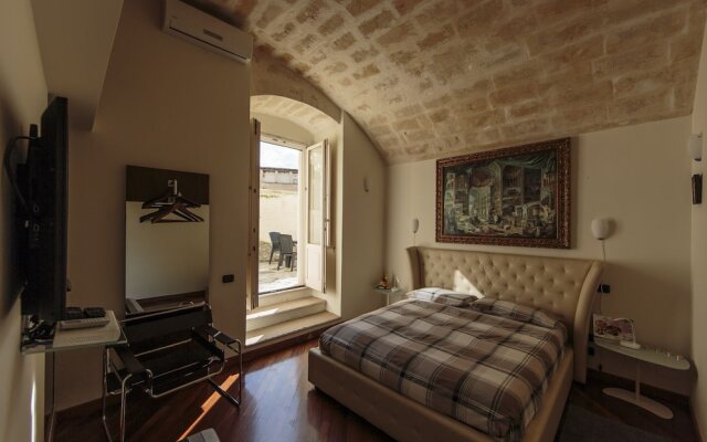 Alla dimora di Chiara Suite and Rooms