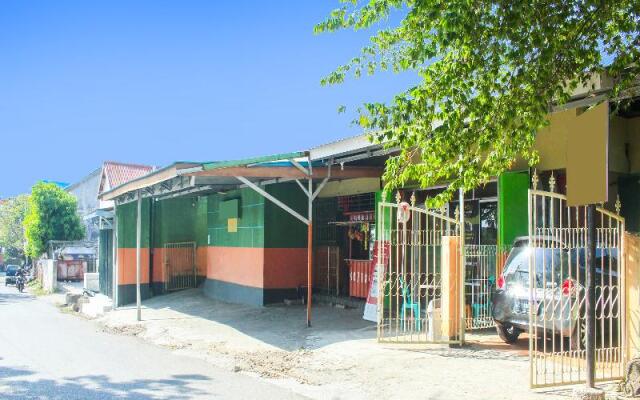 SPOT ON 91227 Al Bayt Syariah Guest House