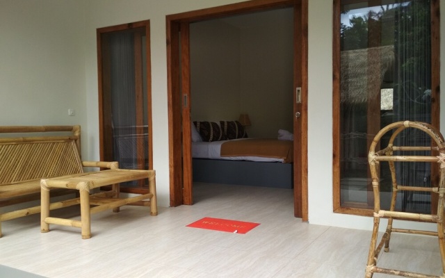 OYO 1662 Zury Homestay – Guest Rooms – Kuta