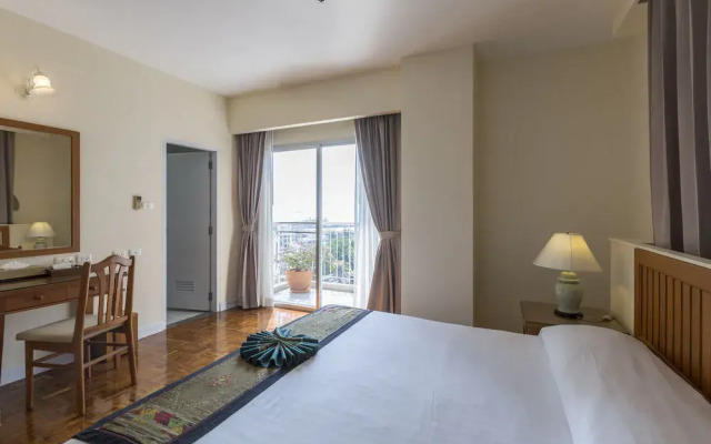 Kameo House Serviced Apartments Sriracha