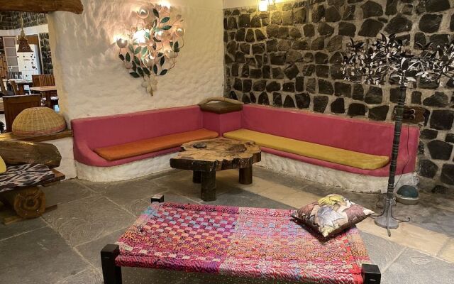 Renest Bandhavgarh Meadows