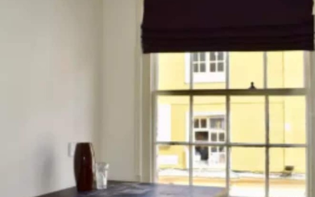 2 Bedroom Central Maisonette Apartment