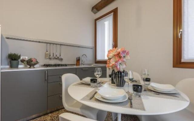 Ca' Della Frutta Venetian Apartment